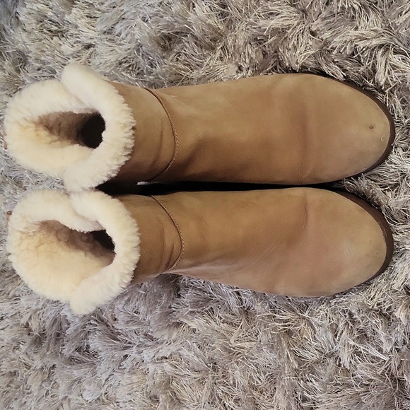 UGG Women's Brown Waterproof Winter Boots - Picture 5 of 8